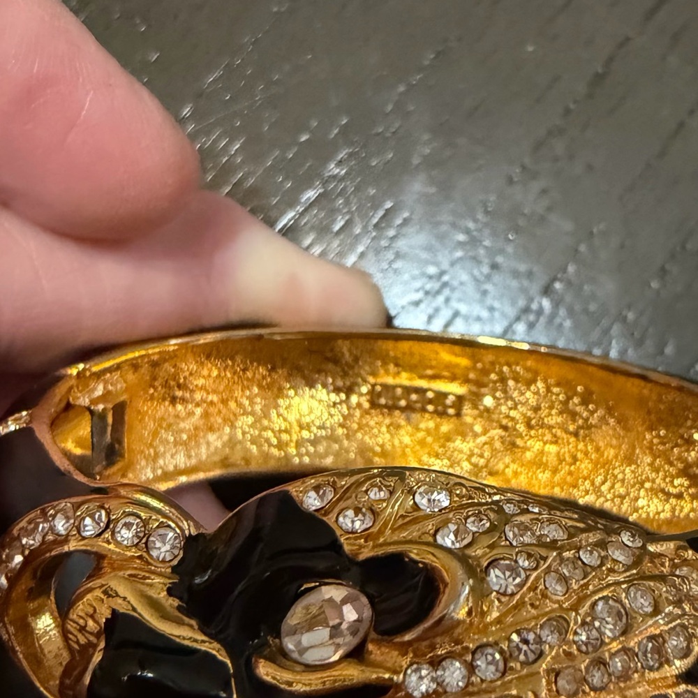 Giorgio Armani Black and Gold Panther Bracelet - Picture 7 of 7
